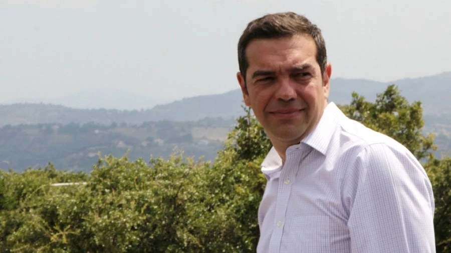 Τρέχει να σωθεί από την οργή των Ελλήνων: Ο Α.Τσίπρας θα υπογράψει σε Σκοπιανό έδαφος την παράδοση του ονόματος της Μακεδονίας μας!